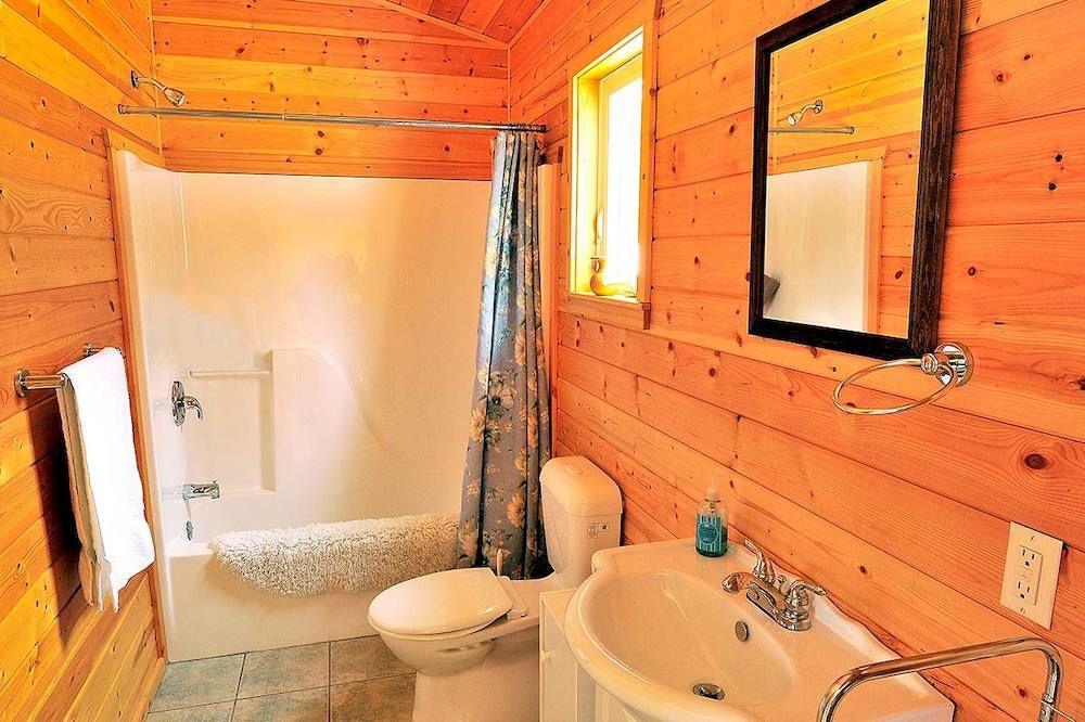 Sundog Retreat Hotel Whitehorse Exterior foto
