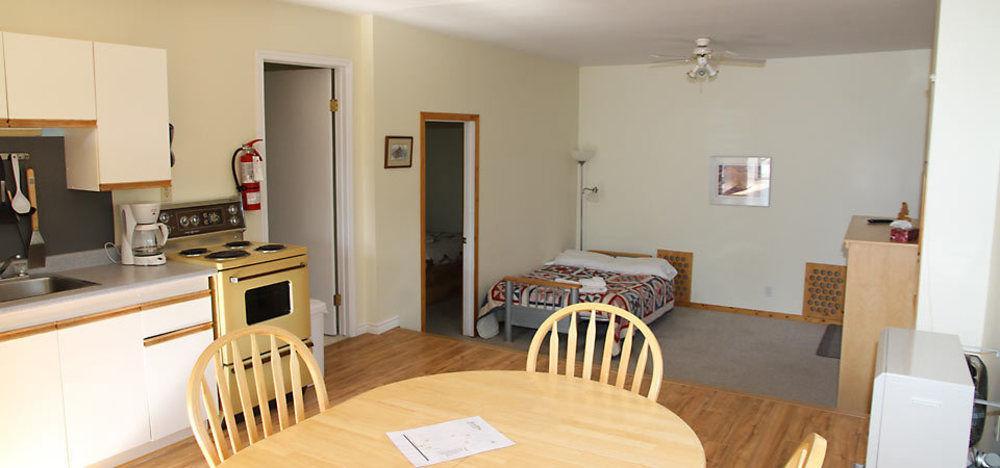 Sundog Retreat Hotel Whitehorse Exterior foto