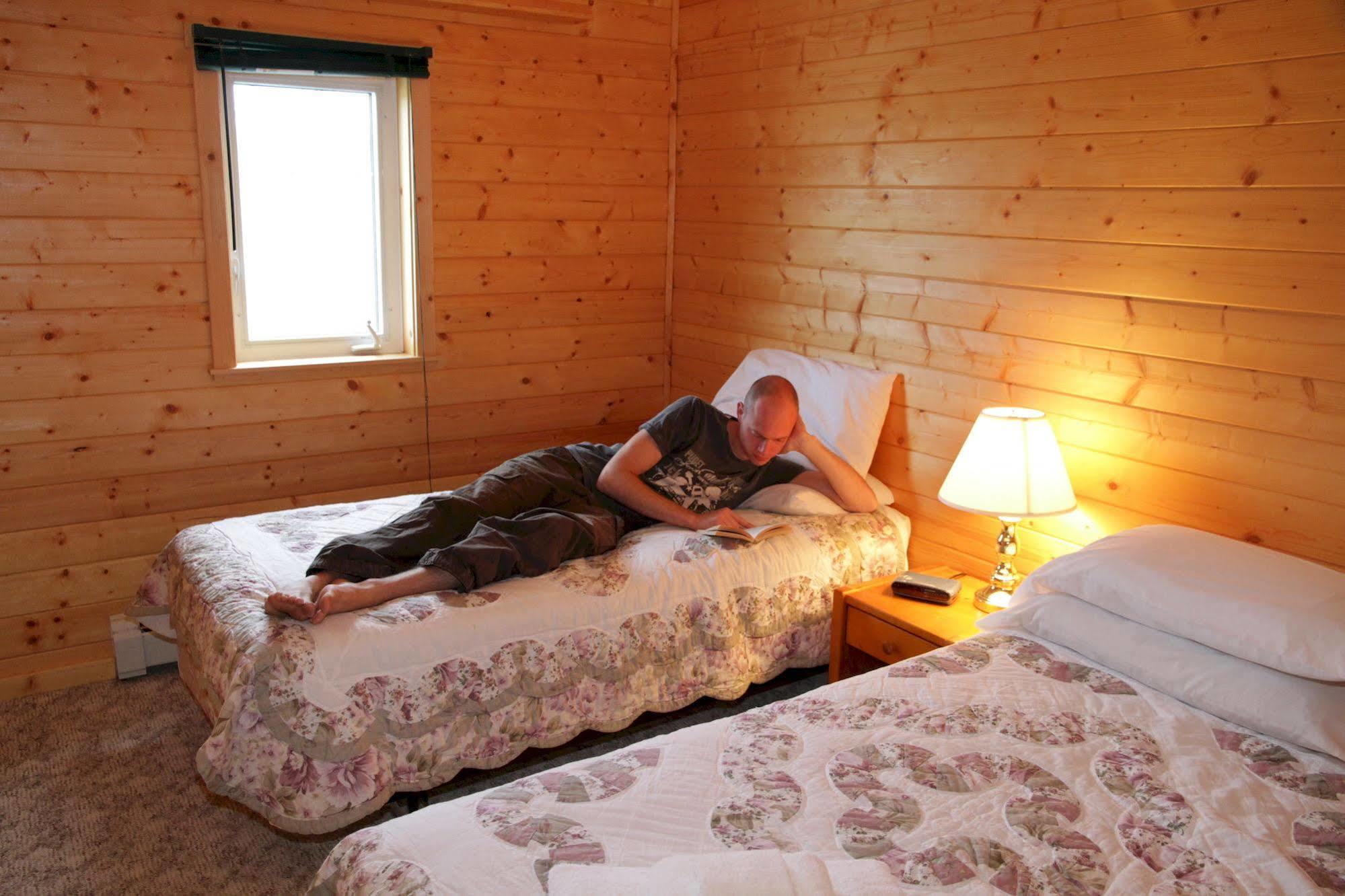 Sundog Retreat Hotel Whitehorse Exterior foto