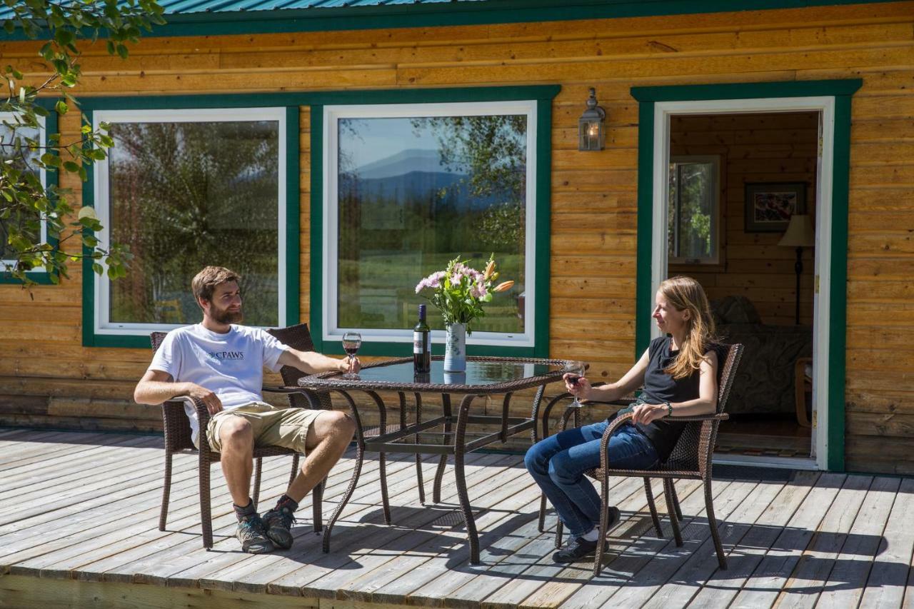 Sundog Retreat Hotel Whitehorse Exterior foto