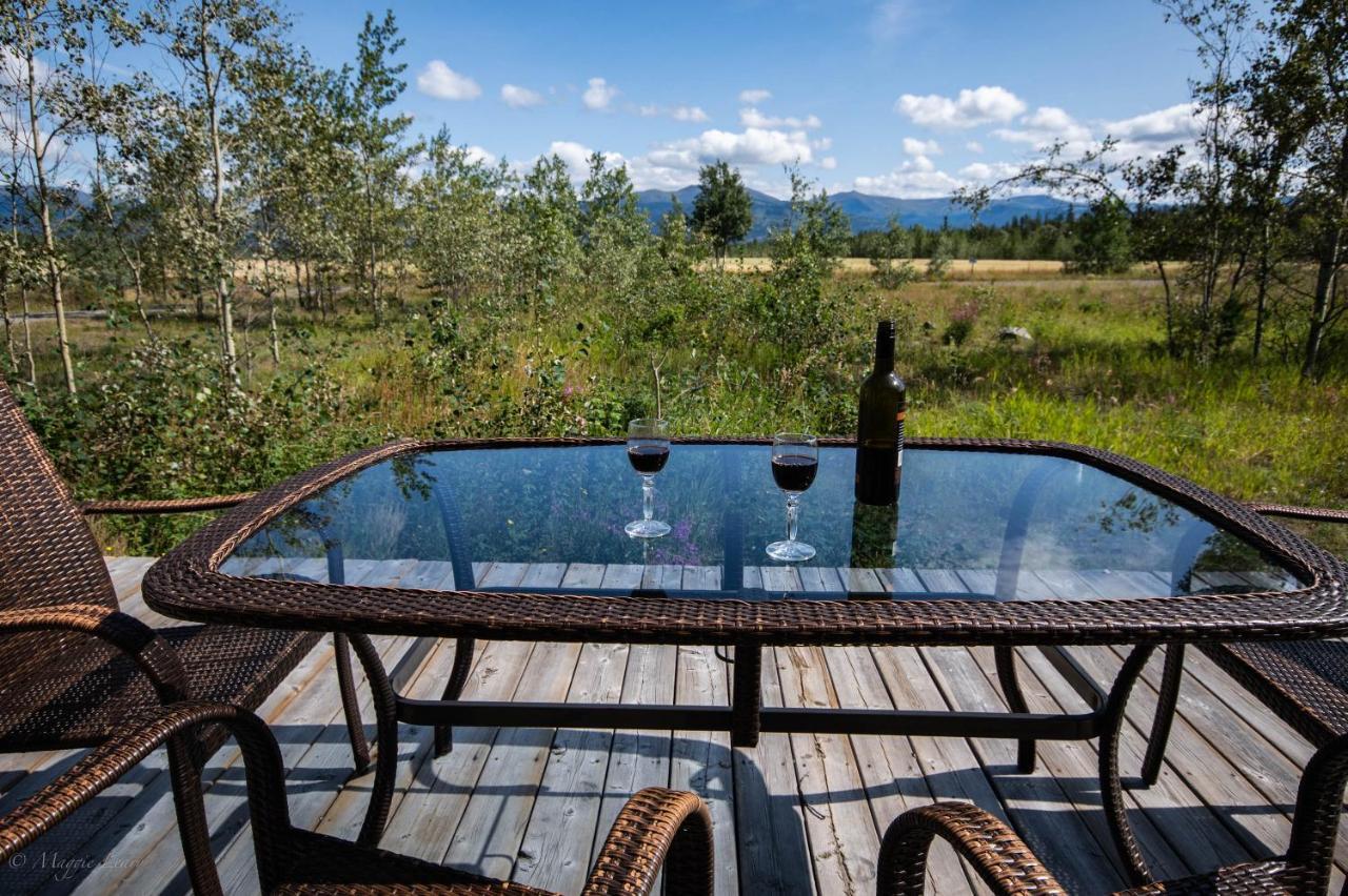 Sundog Retreat Hotel Whitehorse Exterior foto
